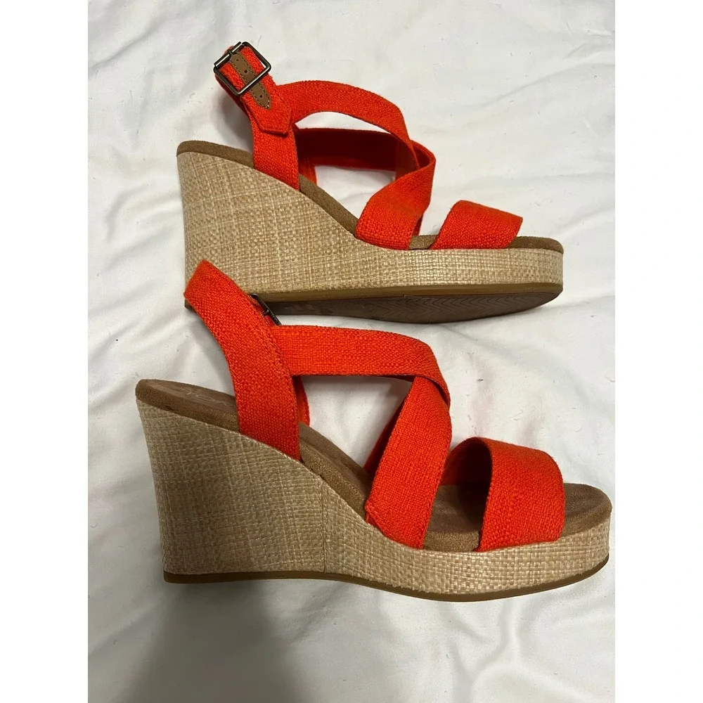 TOMS Alondra Orange Canvas Wedge Sandals Platform Strappy Heels Womens 9